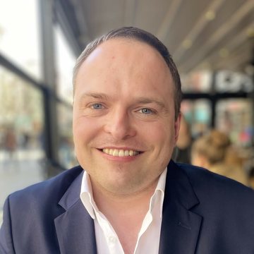 Piotr Stelmach, founder of Lead Link Solution